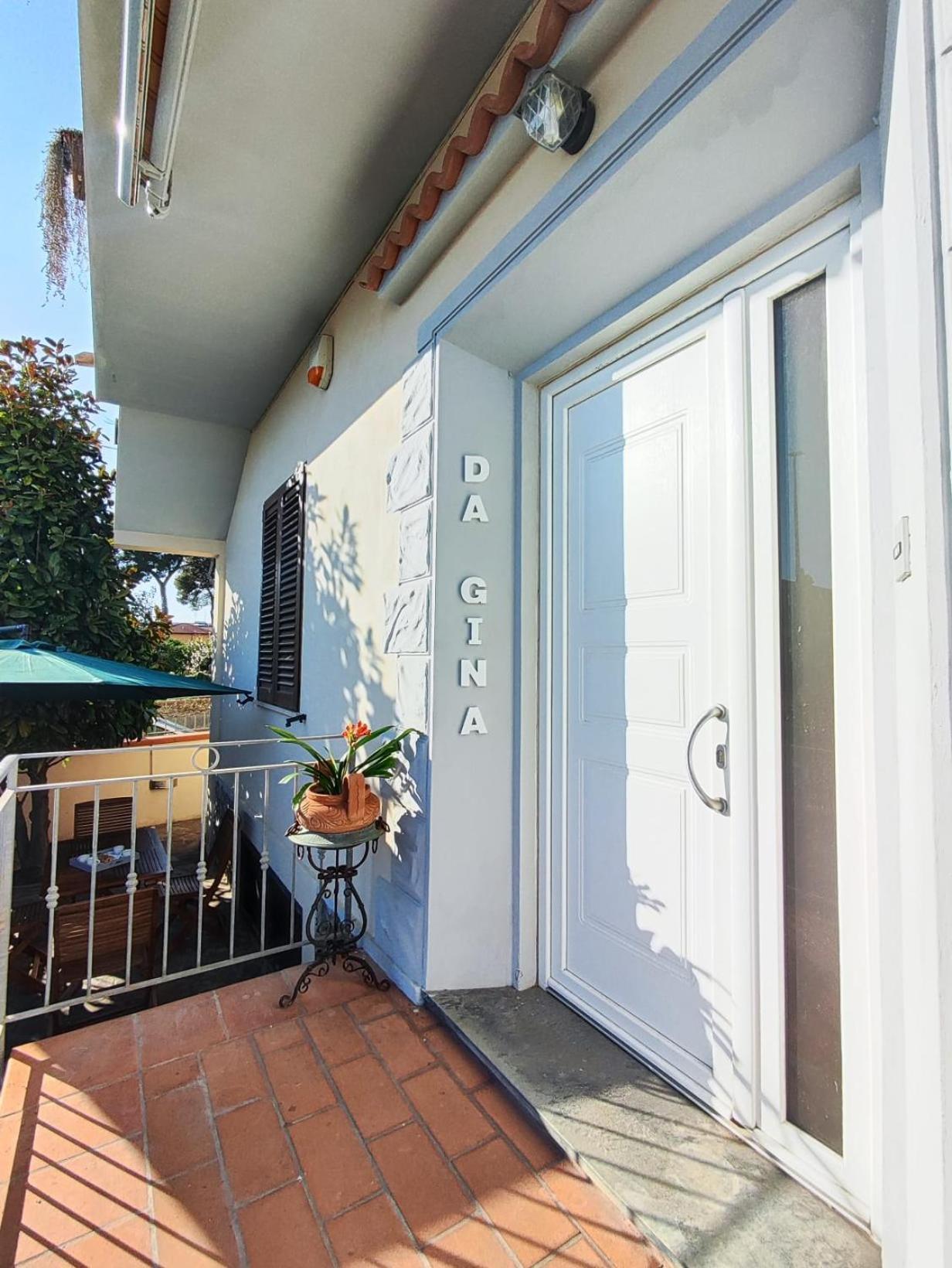 A Casa Di Gina Apartment Розиняно Солвей Екстериор снимка